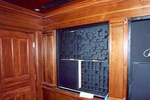 音箱后墙中间放什么扩散板（音箱背后扩散板高度多少合适）