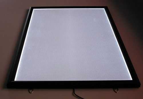 led面板灯导光板材质有4组（灯具导光板是什么材料）