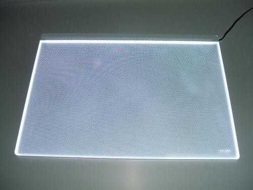 亚克力导光板图案需要什么文件（亚克力导光板是什么材料?）