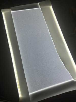 白色导光板和透明导光板的优缺点（导光板白点改善方案）