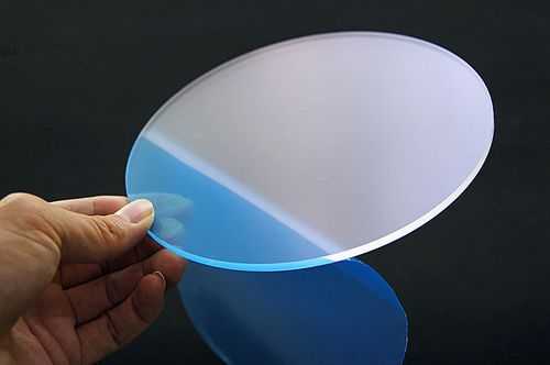 透明玻璃导光板制作过程（透明导电玻璃的作用）